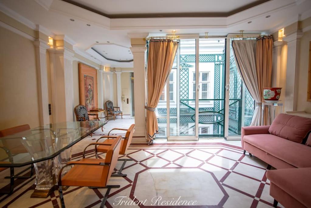 Zum Blauen Karpfen Apartamento Viena Exterior foto