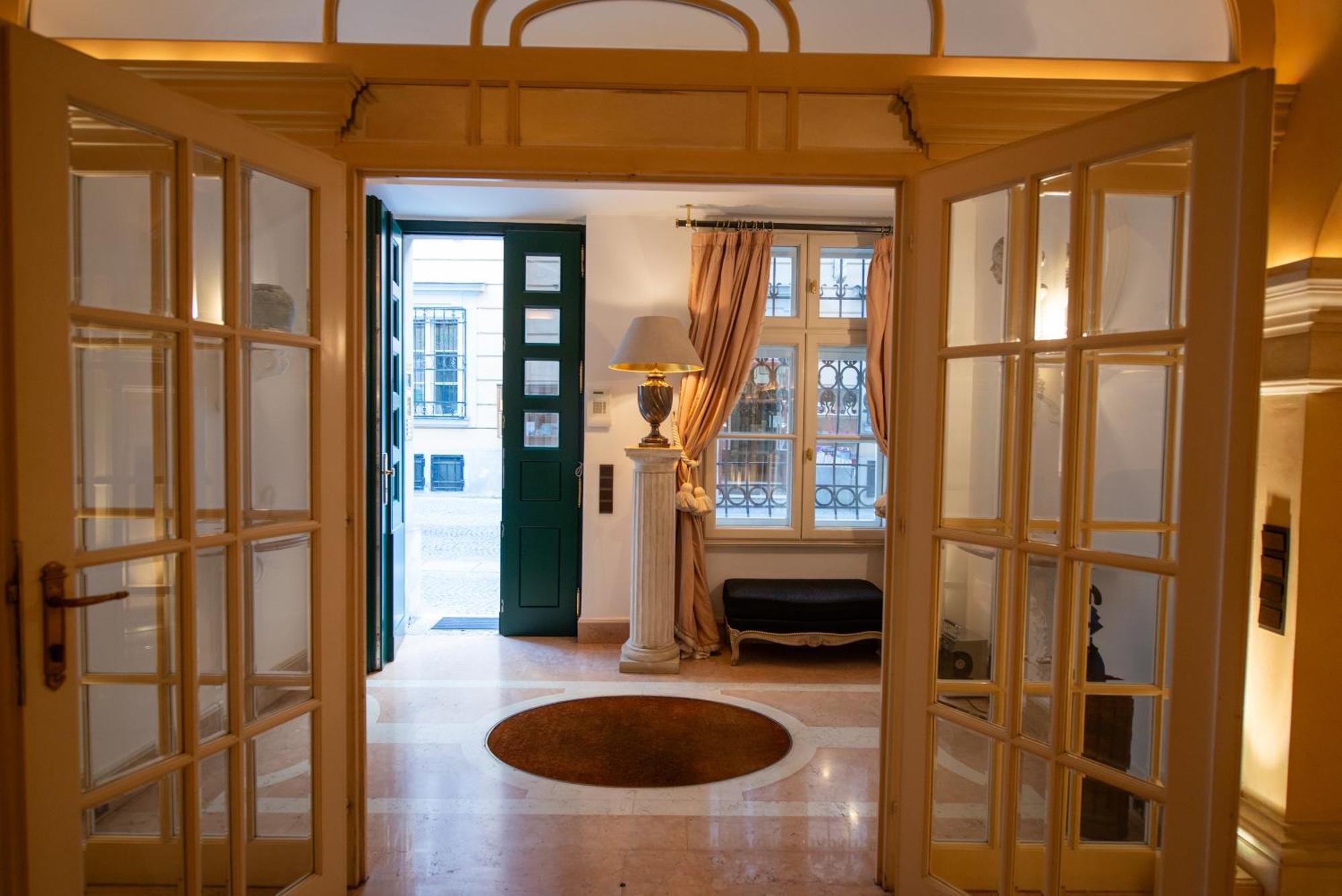 Zum Blauen Karpfen Apartamento Viena Exterior foto
